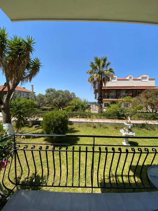 Lemon Tree Apartments A D Аргостолион Екстериор снимка