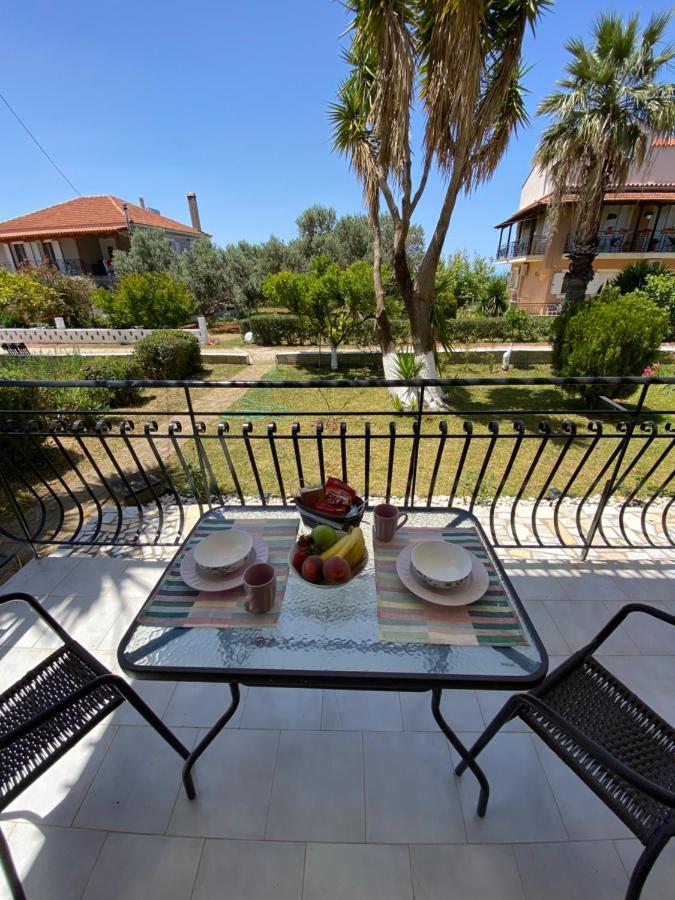 Lemon Tree Apartments A D Аргостолион Екстериор снимка